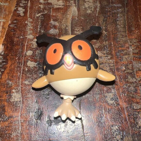 Lot Of 7 Pokémon Figures Pikachu Charzard Hoothoot Geodude Palkia Kyurem VTG - Picture 7 of 16